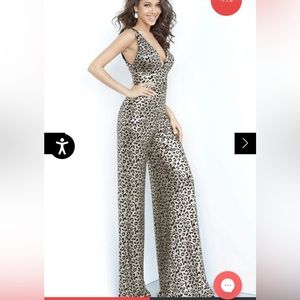 Jovani 8112 Size 8 Black/Gold Jumpsuit